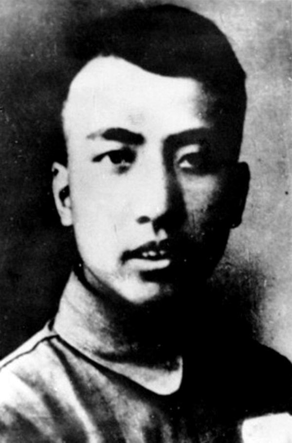 倍选网 向前！向前！重温抗战中的歌声力量